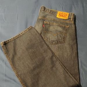 Levis 569